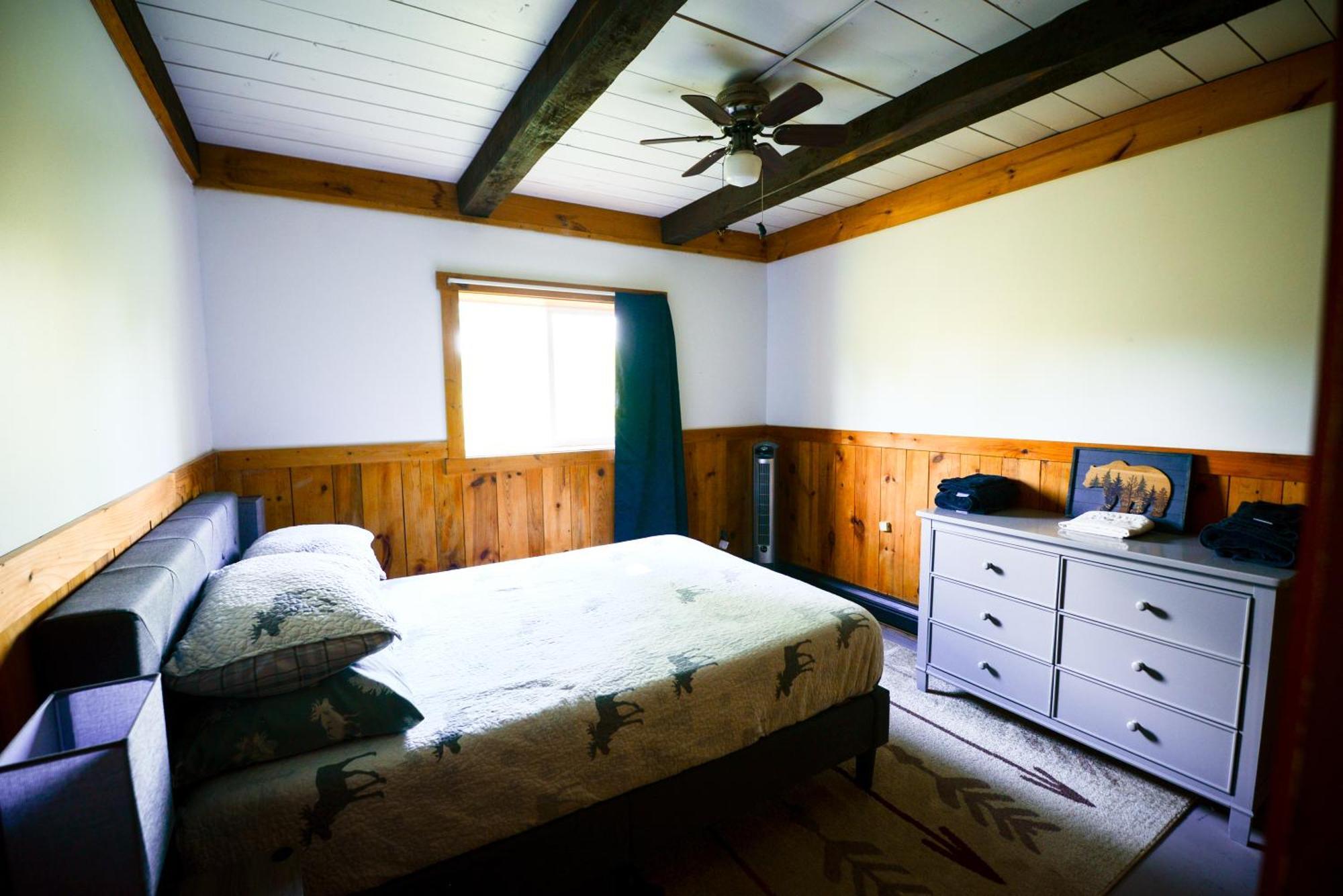 הינקלי Cozy Cabin With Hottub At Cloverdale Cabins מראה חיצוני תמונה