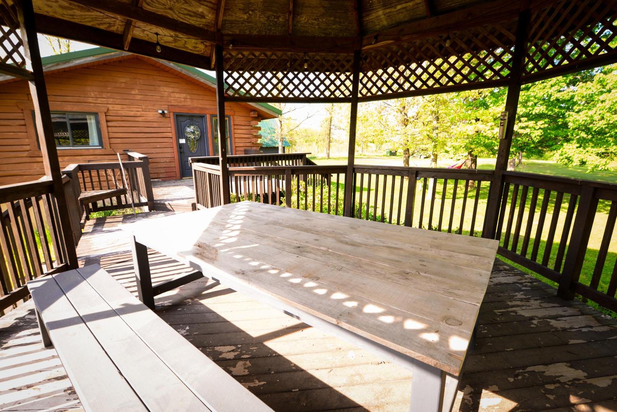 הינקלי Cozy Cabin With Hottub At Cloverdale Cabins מראה חיצוני תמונה